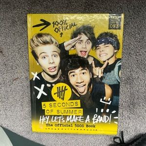 5 Seconds of Summer - Hey Let’s Make a Band book (hardback)